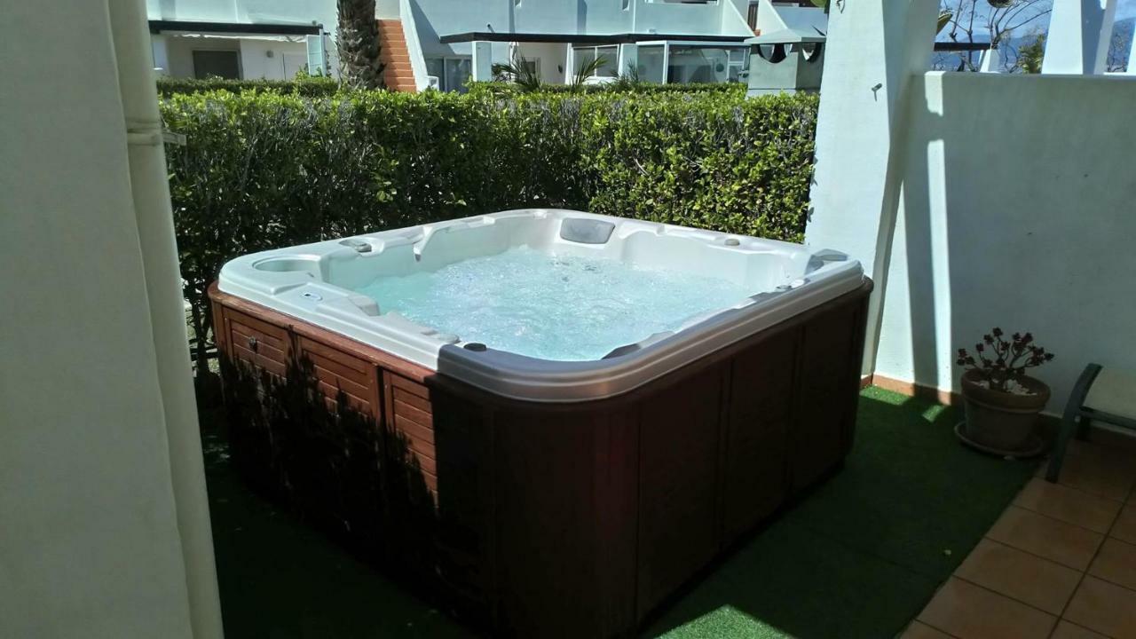 El Romero Exquisite 3 Bed Apartment With Private Jacuzzi מראה חיצוני תמונה